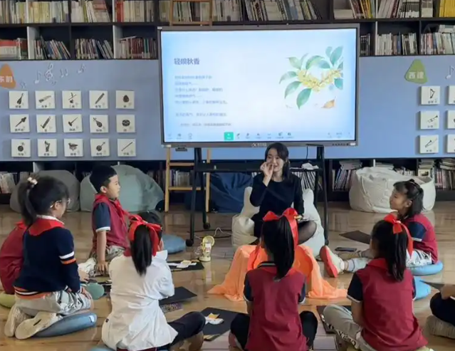校园在全国率先探究构建学生全生命周期健康关护与开展育人系统
